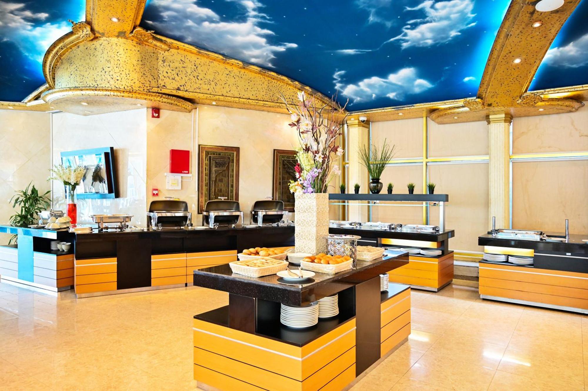 Tio Sea Resort Al Khor Exteriér fotografie The restaurant