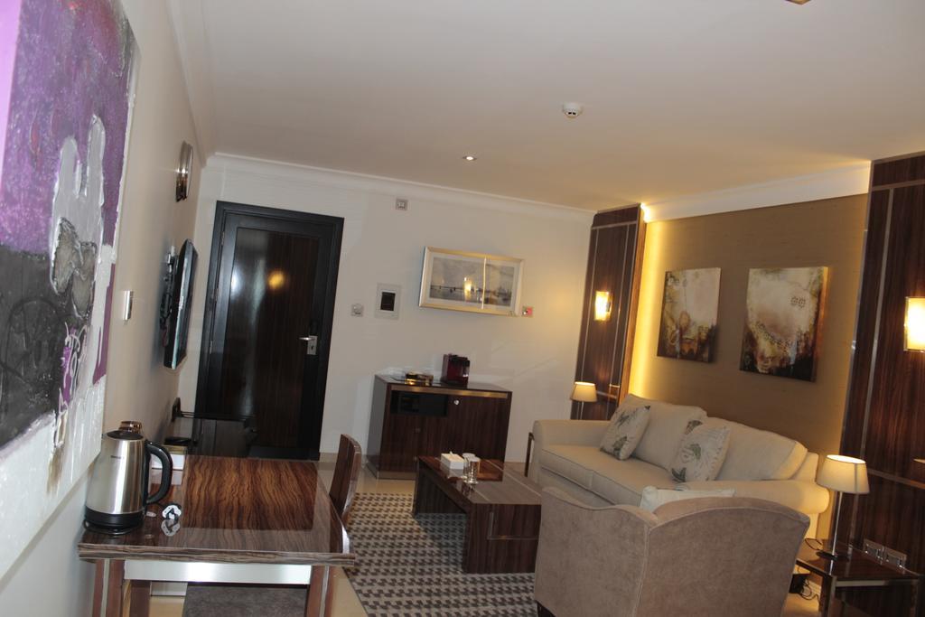 Tio Sea Resort Al Khor Exteriér fotografie A suite at the hotel