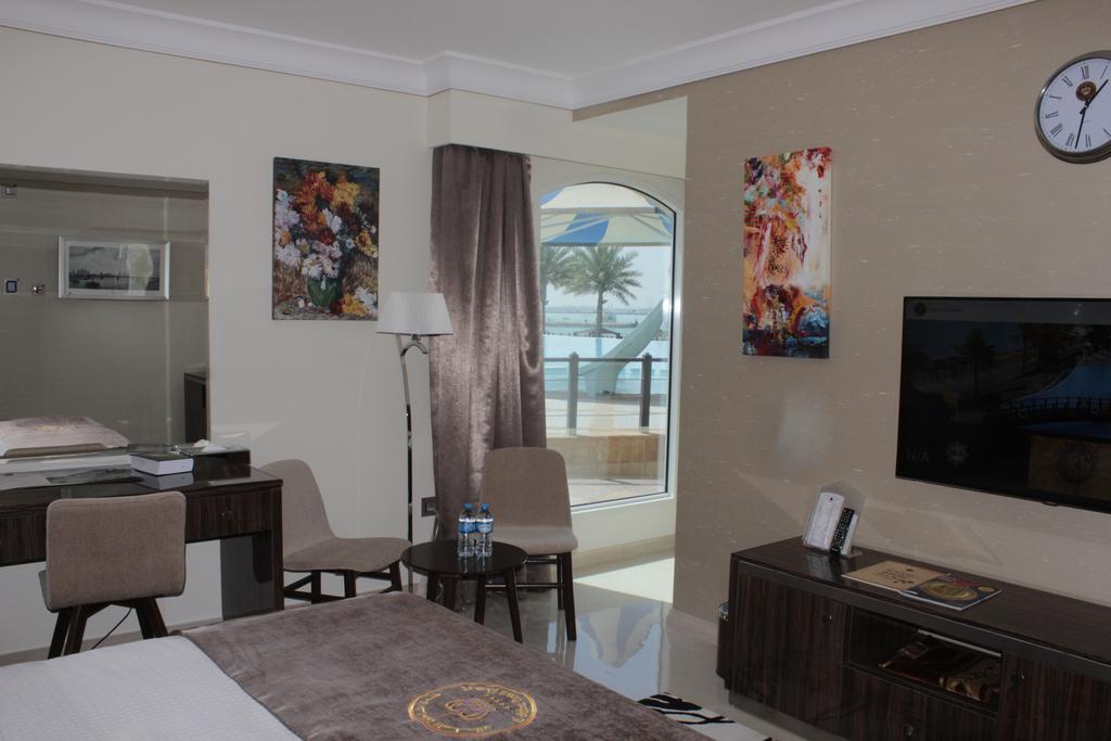 Tio Sea Resort Al Khor Exteriér fotografie A suite at the hotel