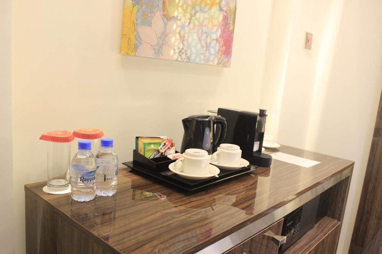 Tio Sea Resort Al Khor Exteriér fotografie A coffee and tea tray in a hotel room
